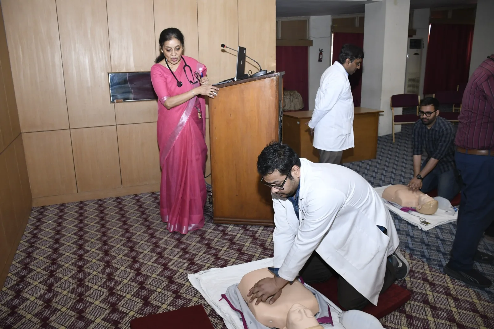 Department of Medicine Resuscitation Equipment